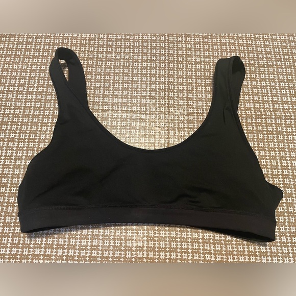 ALO Yoga Ambient Logo Sports Bra Black With White Logo Medium EUC - Picture 8 of 8